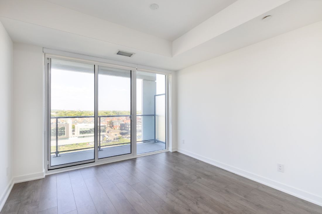 801 – 5 Defries St