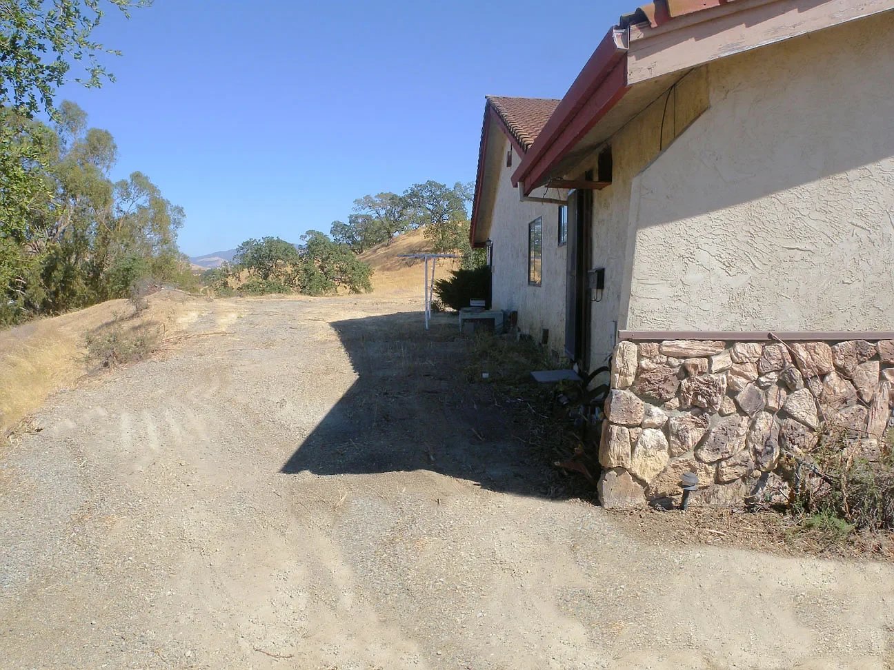 255 Happy Valley Rd