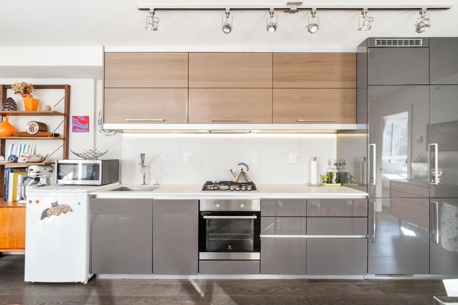 212-189 Keefer St