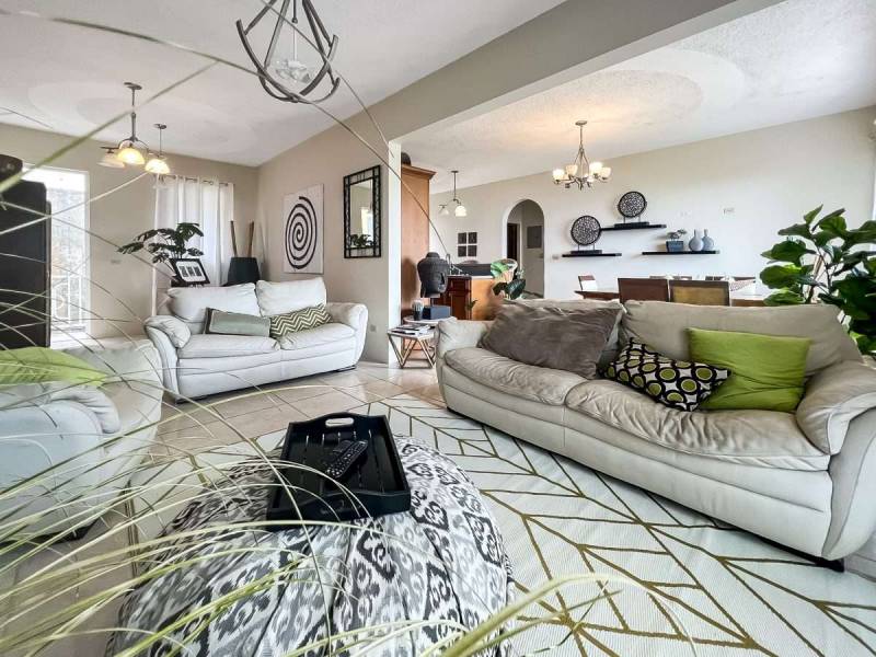 388 Great Mountain 4 Bedrooms