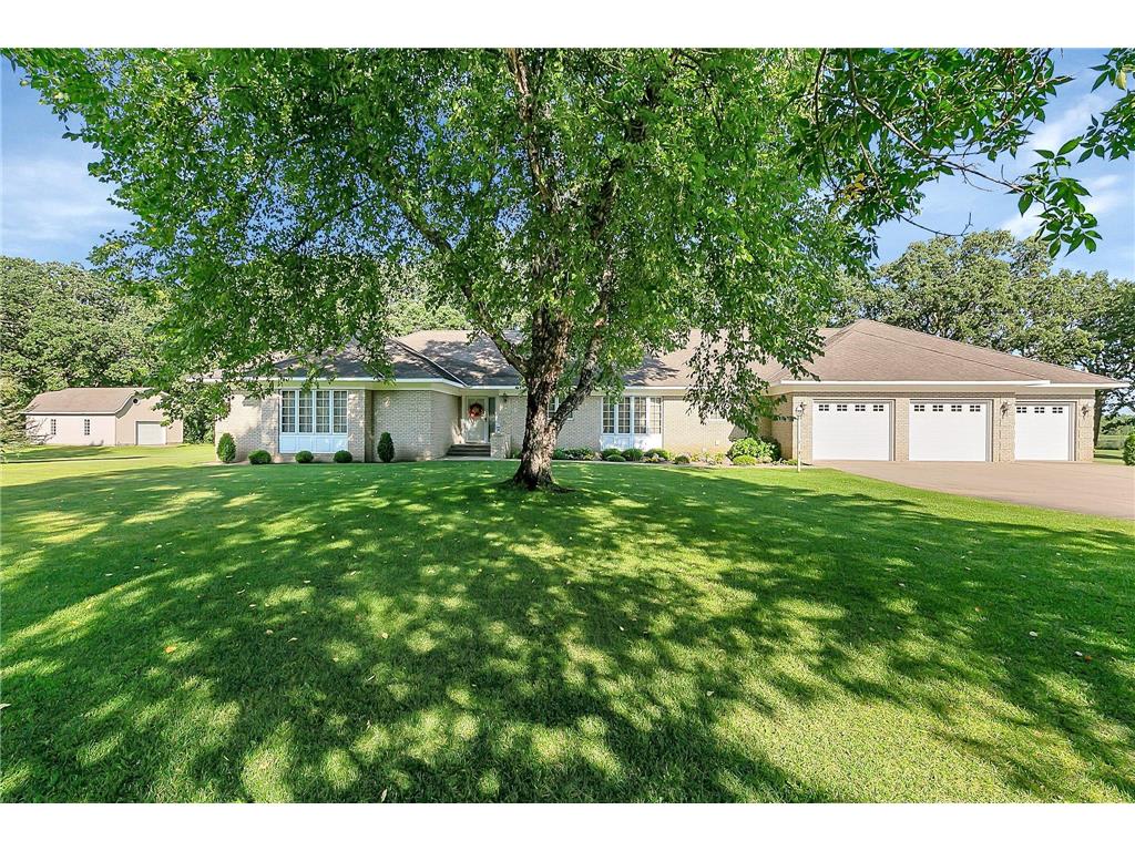 17887 Riverwood Dr