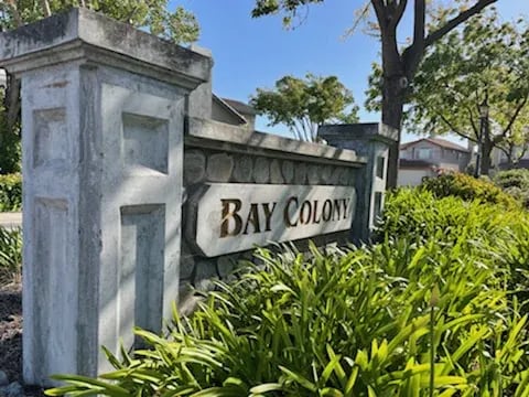 Bay Colony