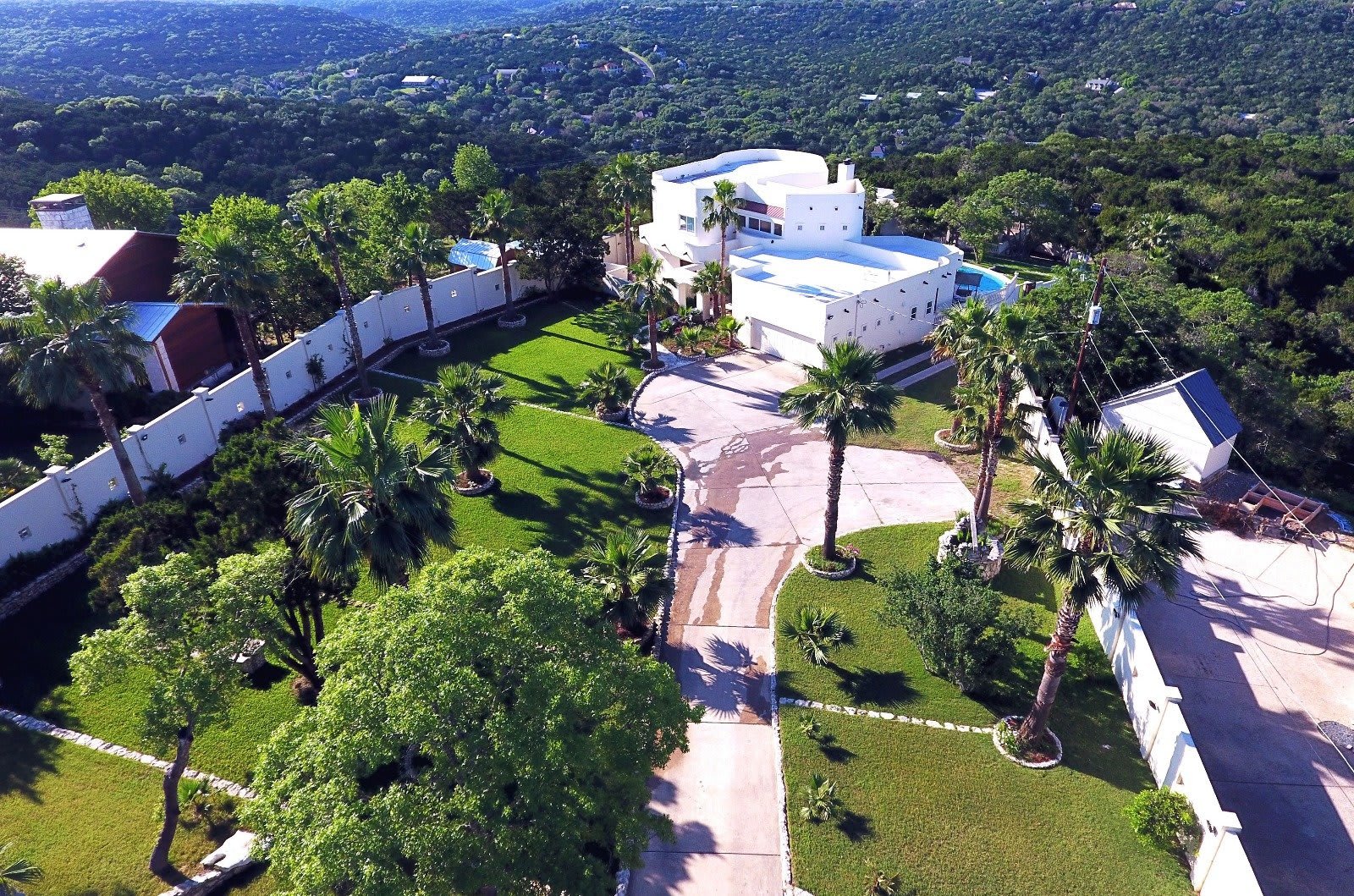 Mirador Estate