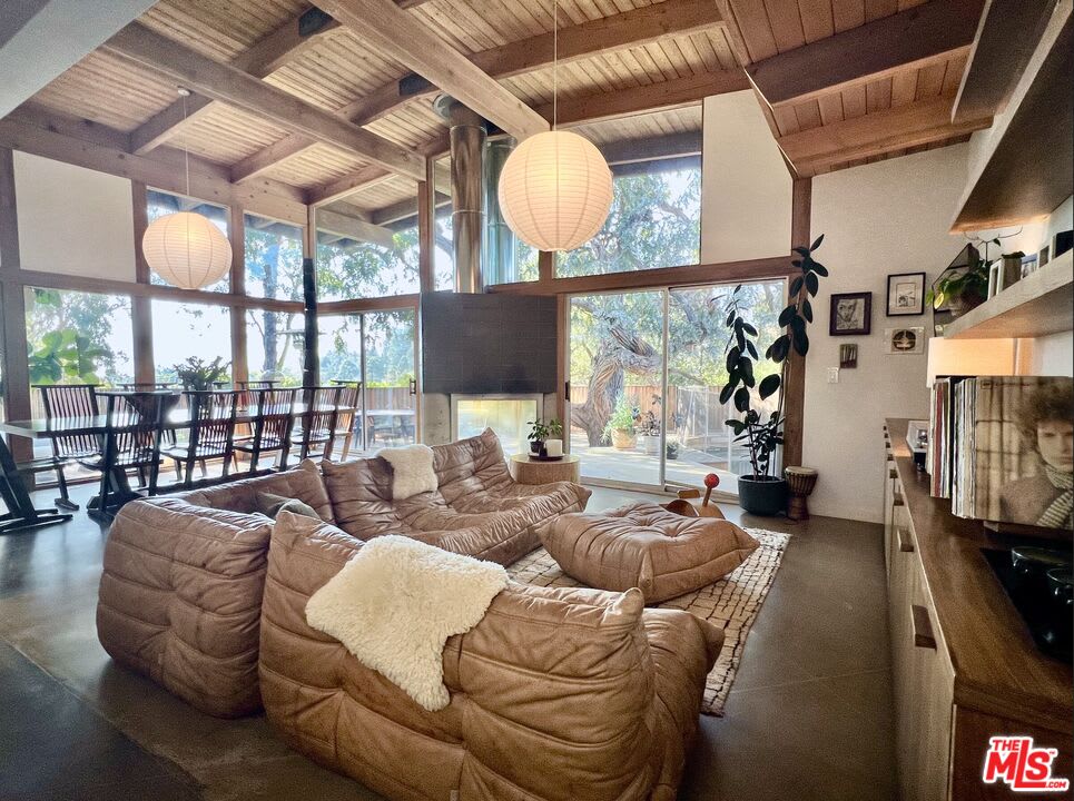 Luxe Luxe