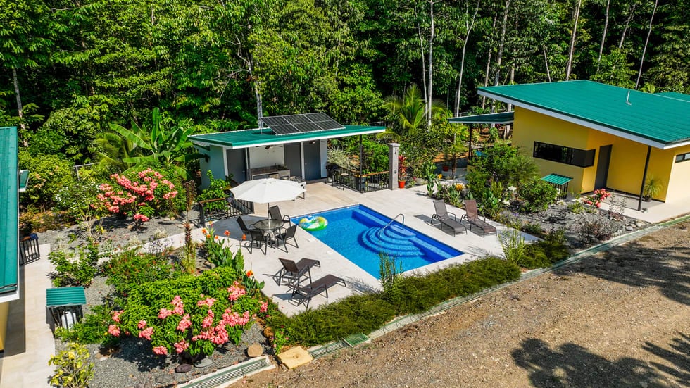 CUSTOM BUILT LUXURY RETREAT WITH GUEST VILLAS IN OJOCHAL