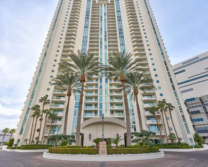 Turnberry Place