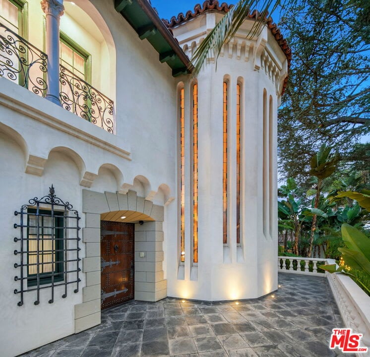 Estate Eminence