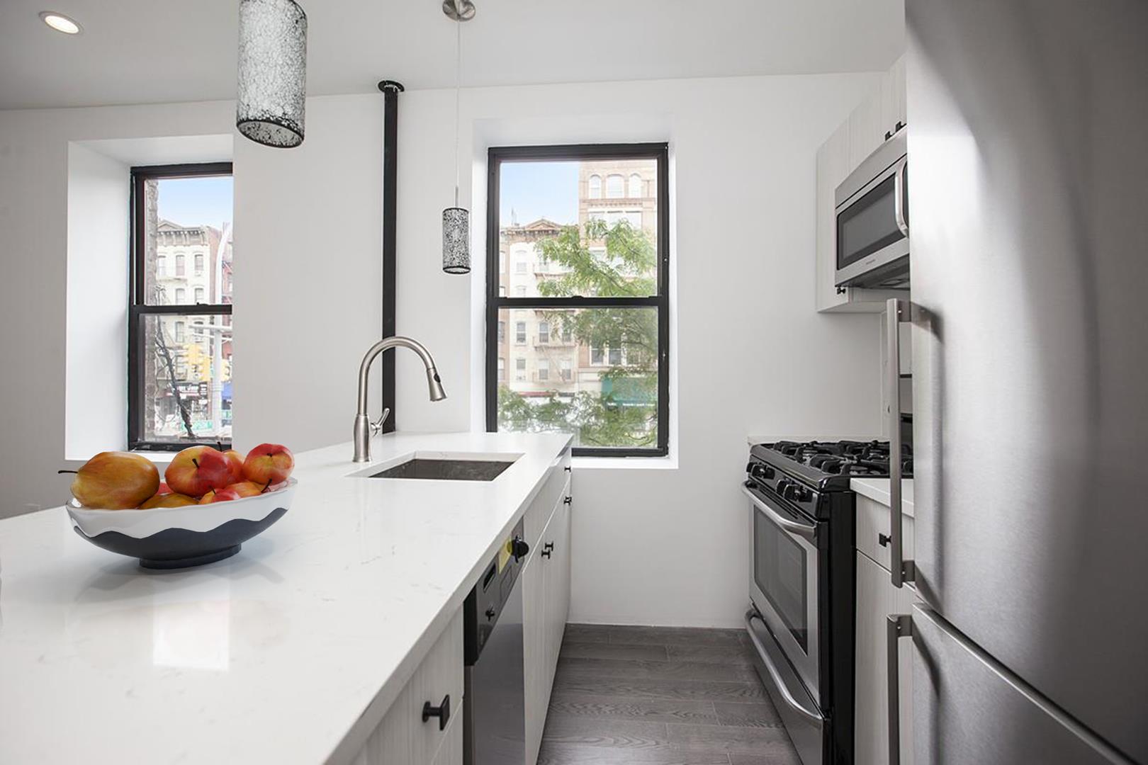 152 Thompson Street, Apt 2-C