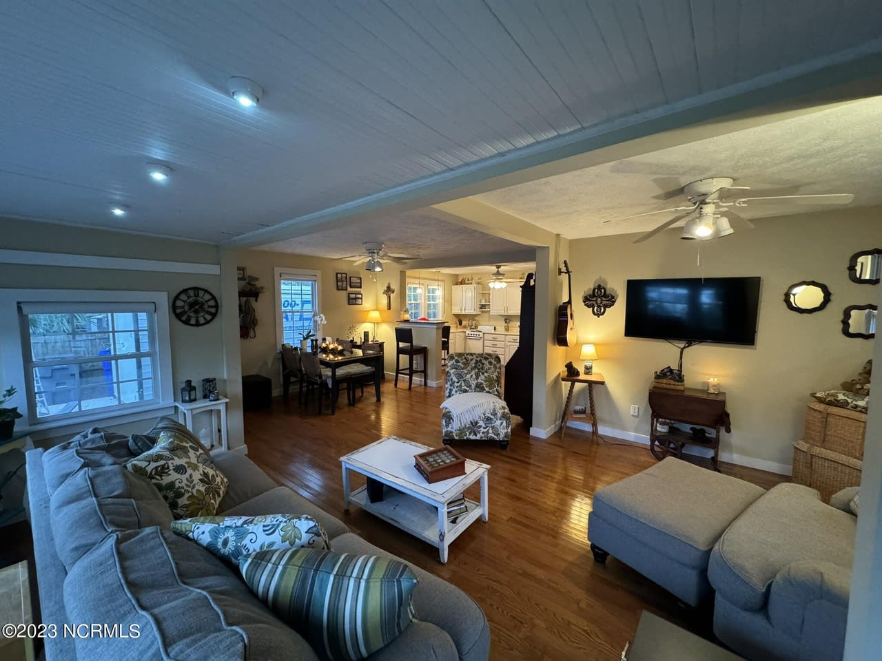 309 Hamlet Ave