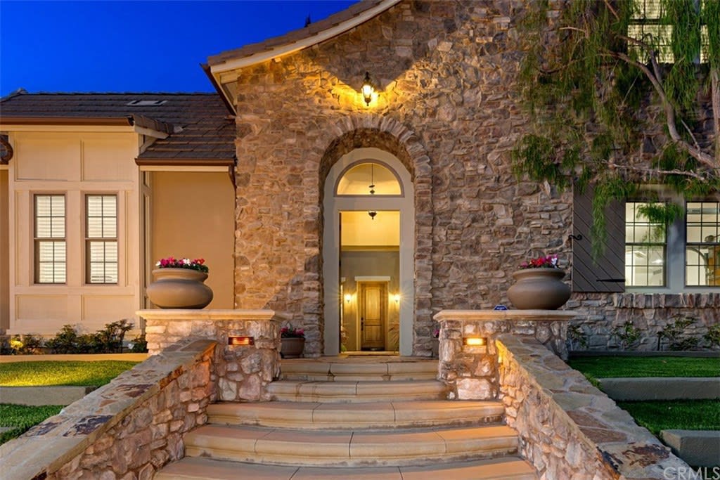 25251 Mustang Drive