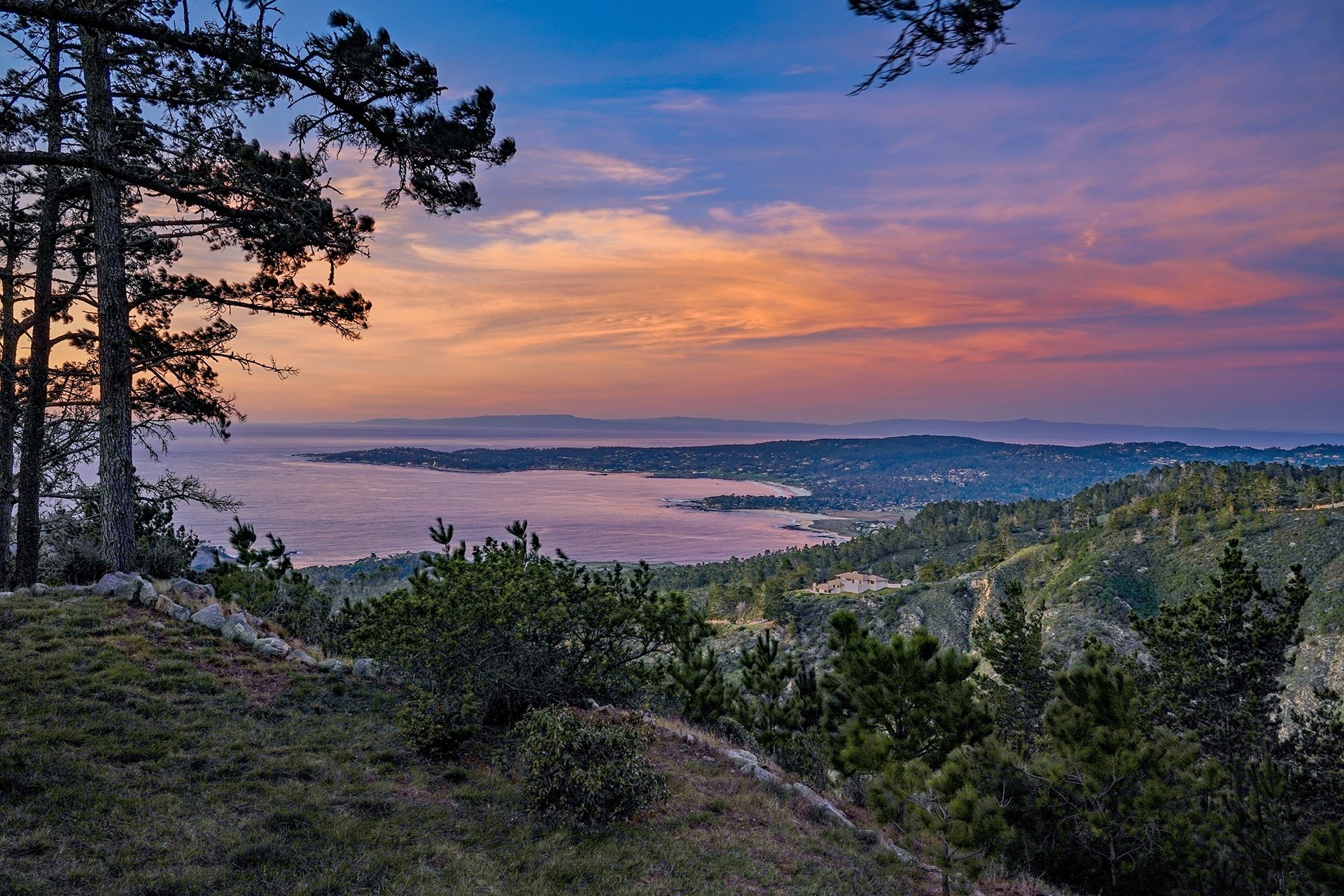 Stunning Peninsula Views - 309 Mt Devon Road