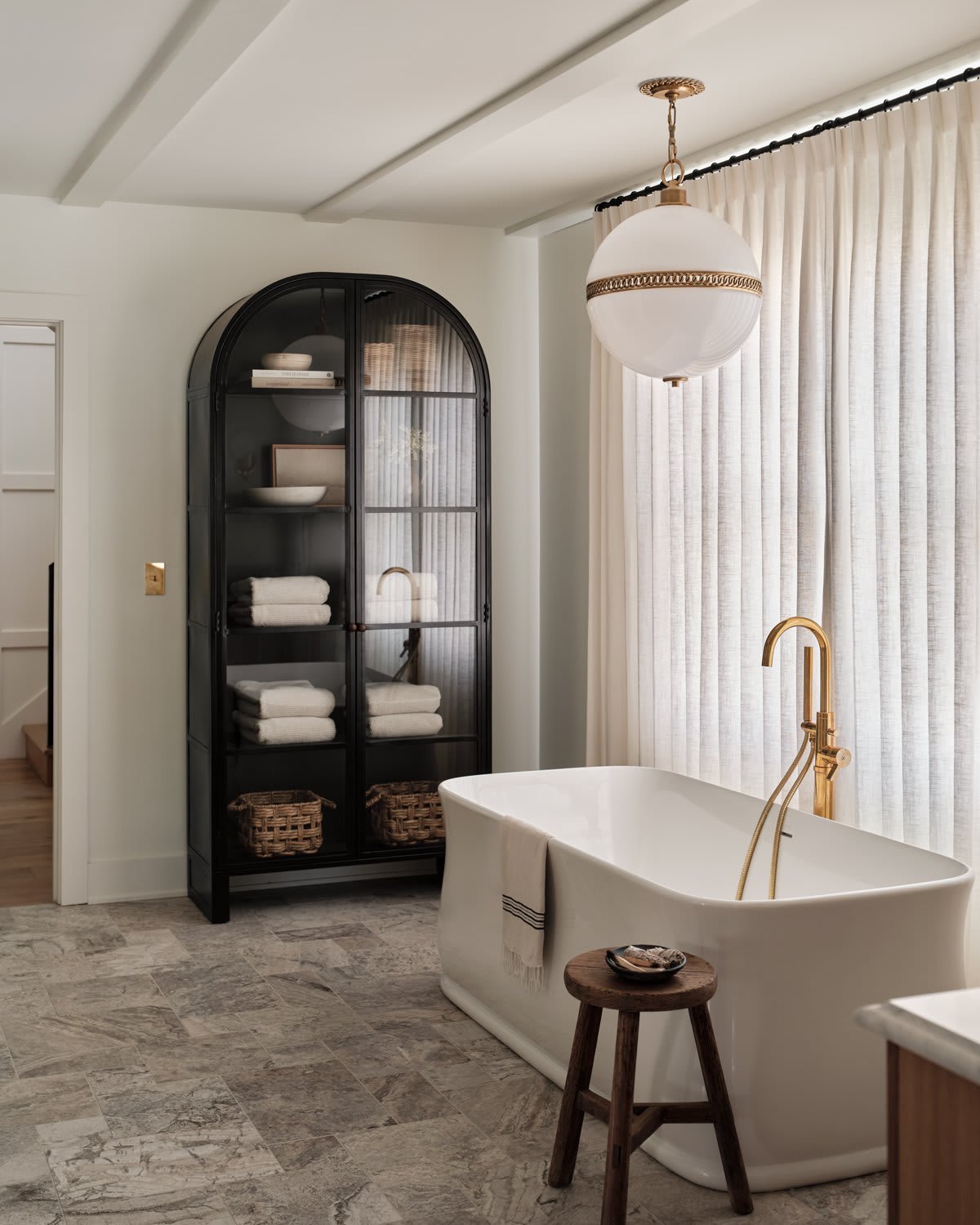 House Tour: Natural Wonder