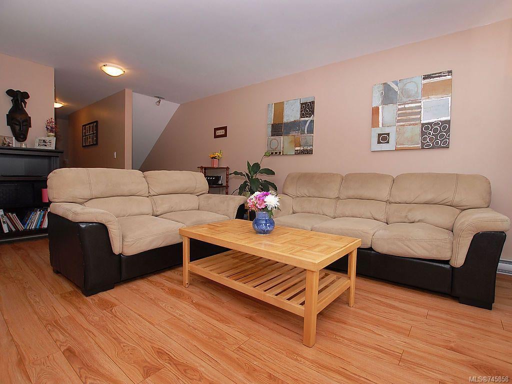 202-2752 Peatt Rd, Langford