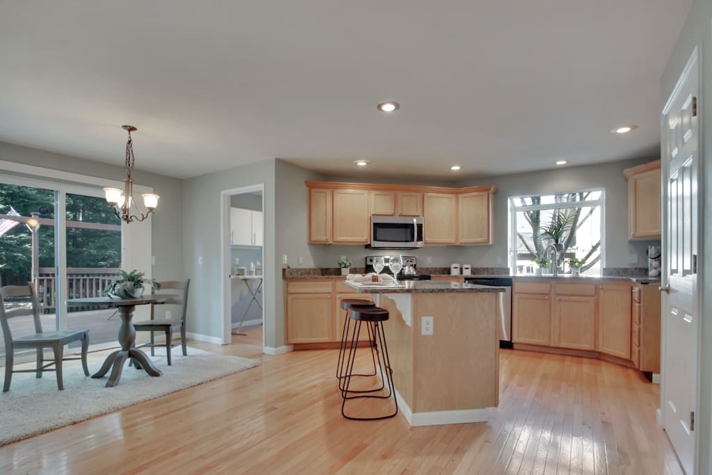 10824 130th Ave E