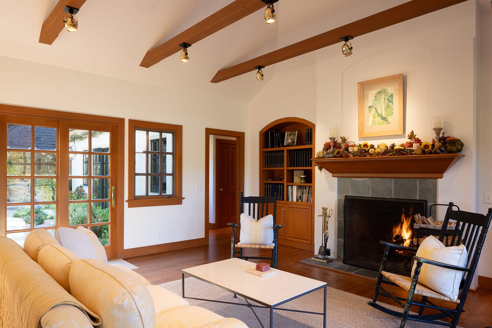 Peaceful French Country Estate - 5 Sleepy Hollow Dr