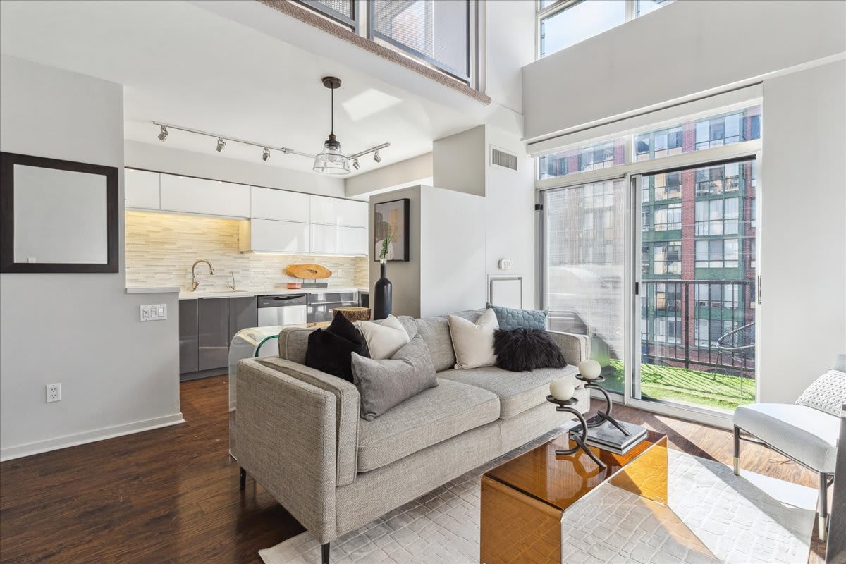 King West Loft! 