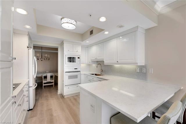 7225 Pelican Bay Blvd Unit 504