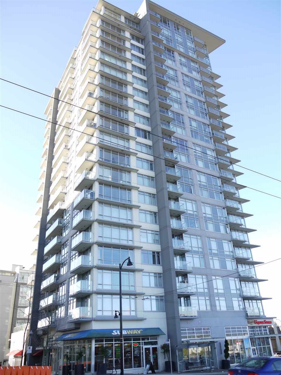906-4815 Eldorado Mews