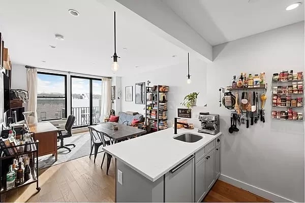 245 Schaefer Street Unit: 4A