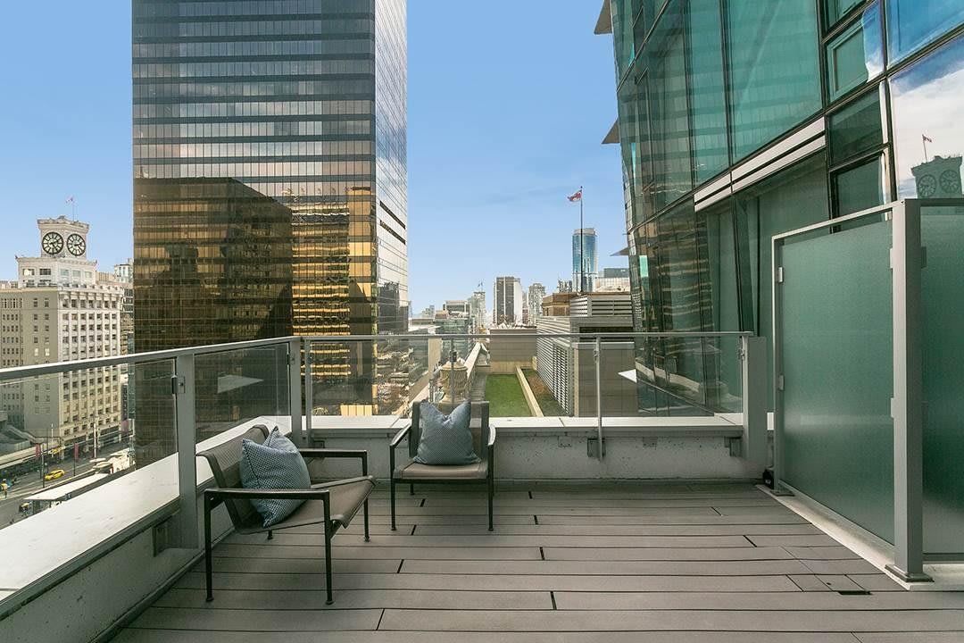 667 Howe St, #1404