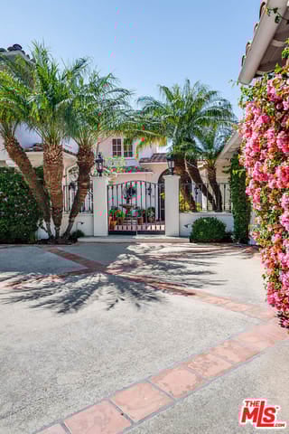 Villa Grove