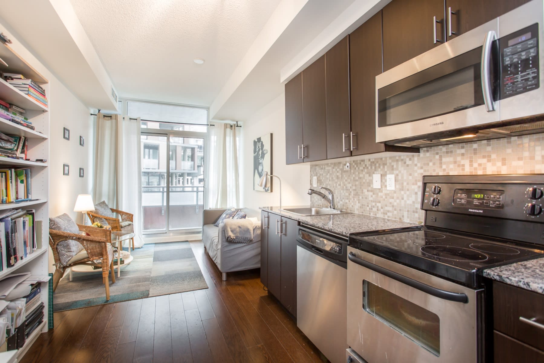 15 Bruyeres Mews