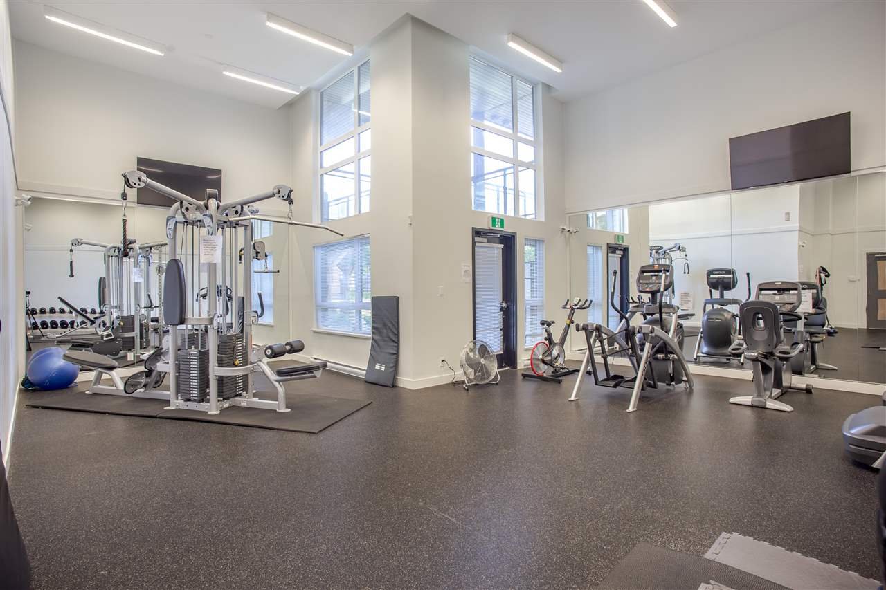 117-7058 14th Ave