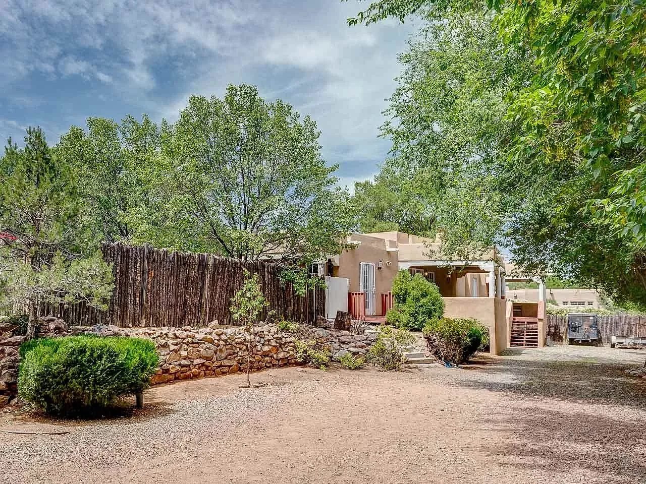 761 Canyon Rd
