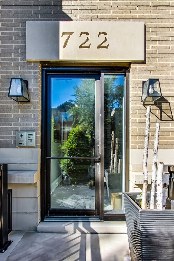 722 W Melrose St, Unit Ph