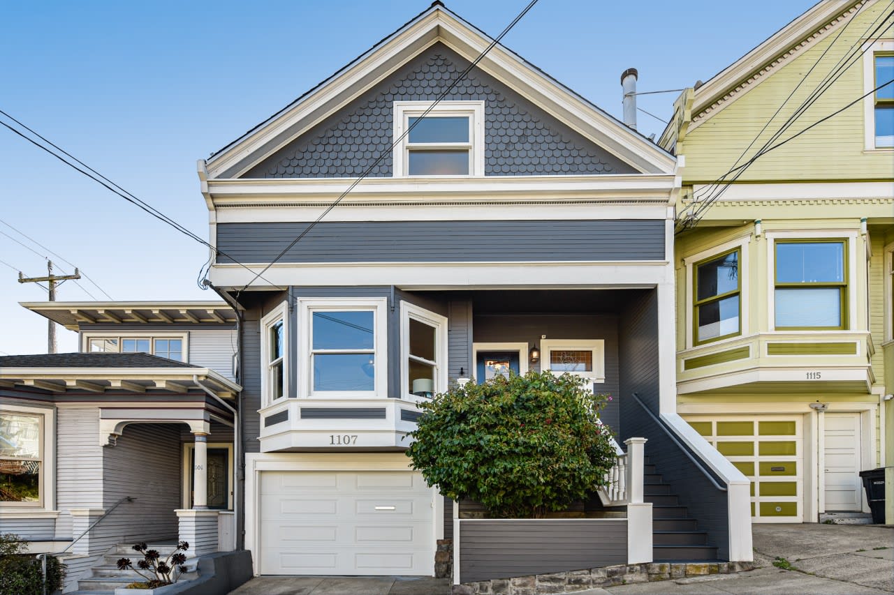 1107 Diamond Street