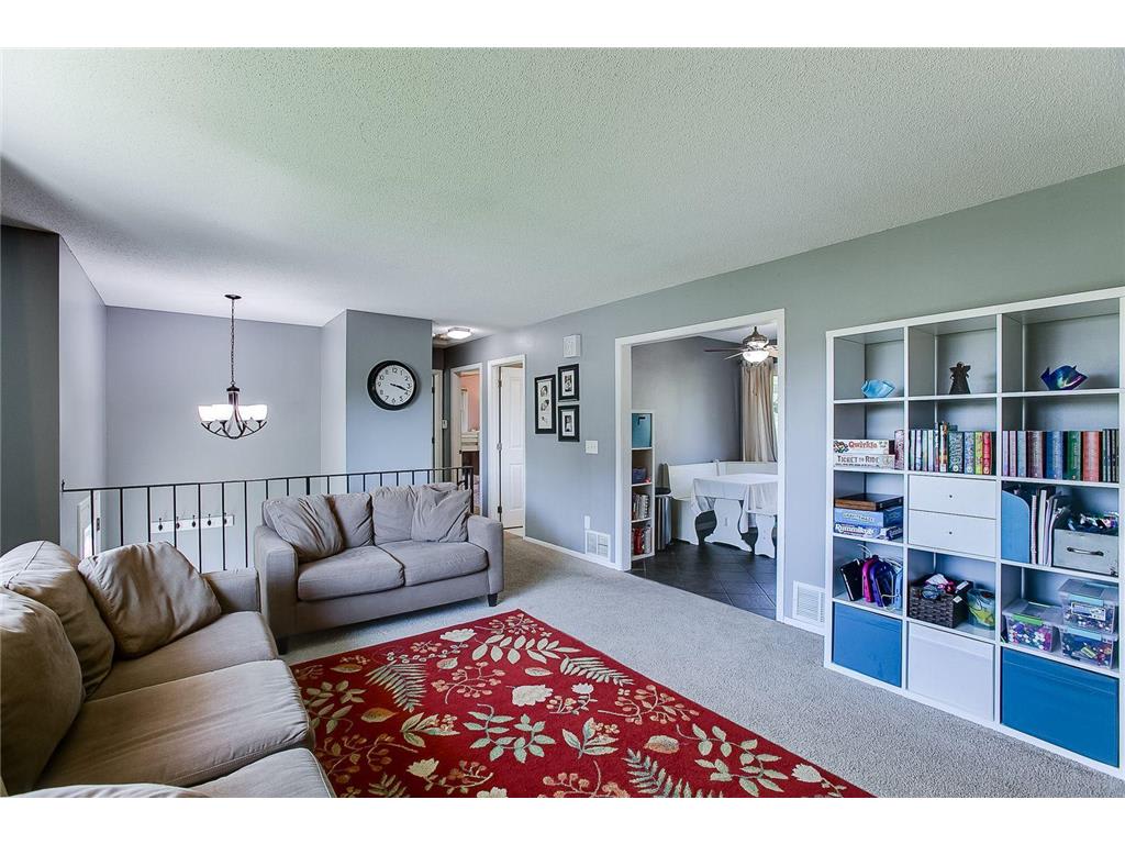 10517 Rhode Island Avenue S, Bloomington, MN 55438-2172