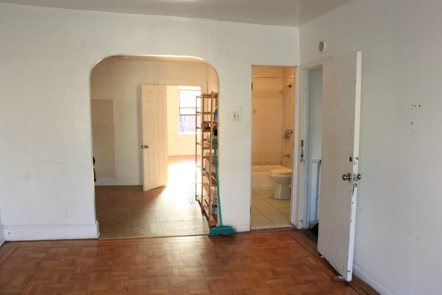 152 Graham Ave, Unit 3
