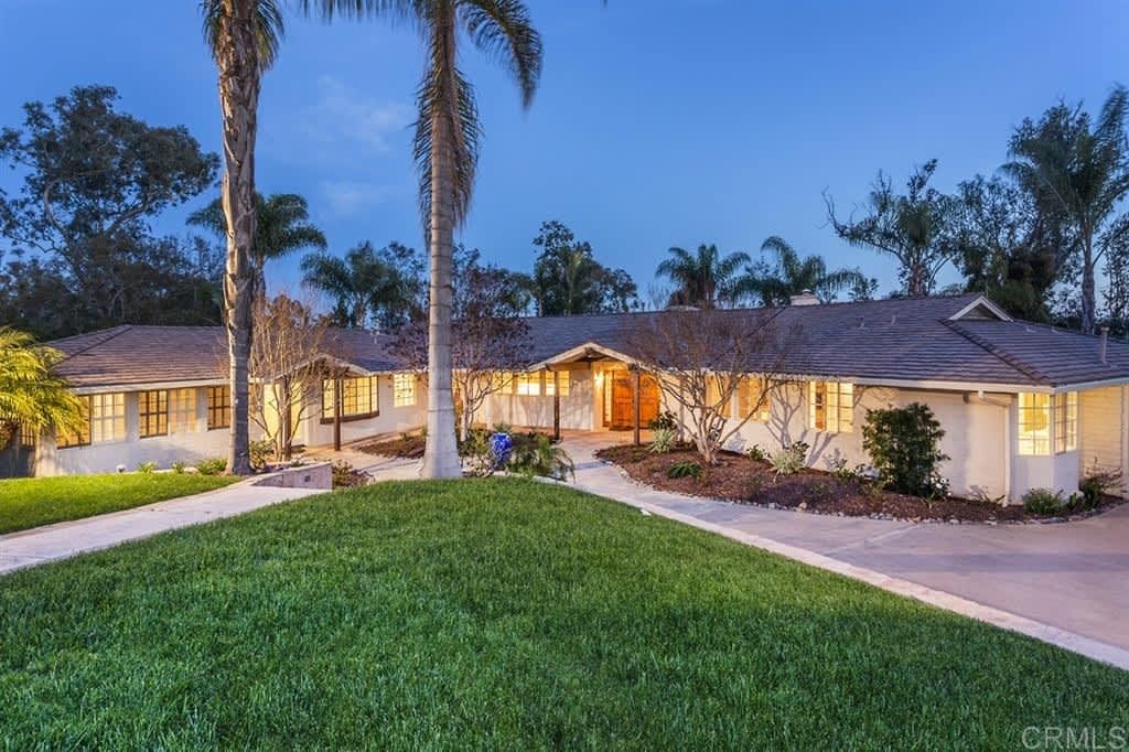 5327 La Glorieta Rancho