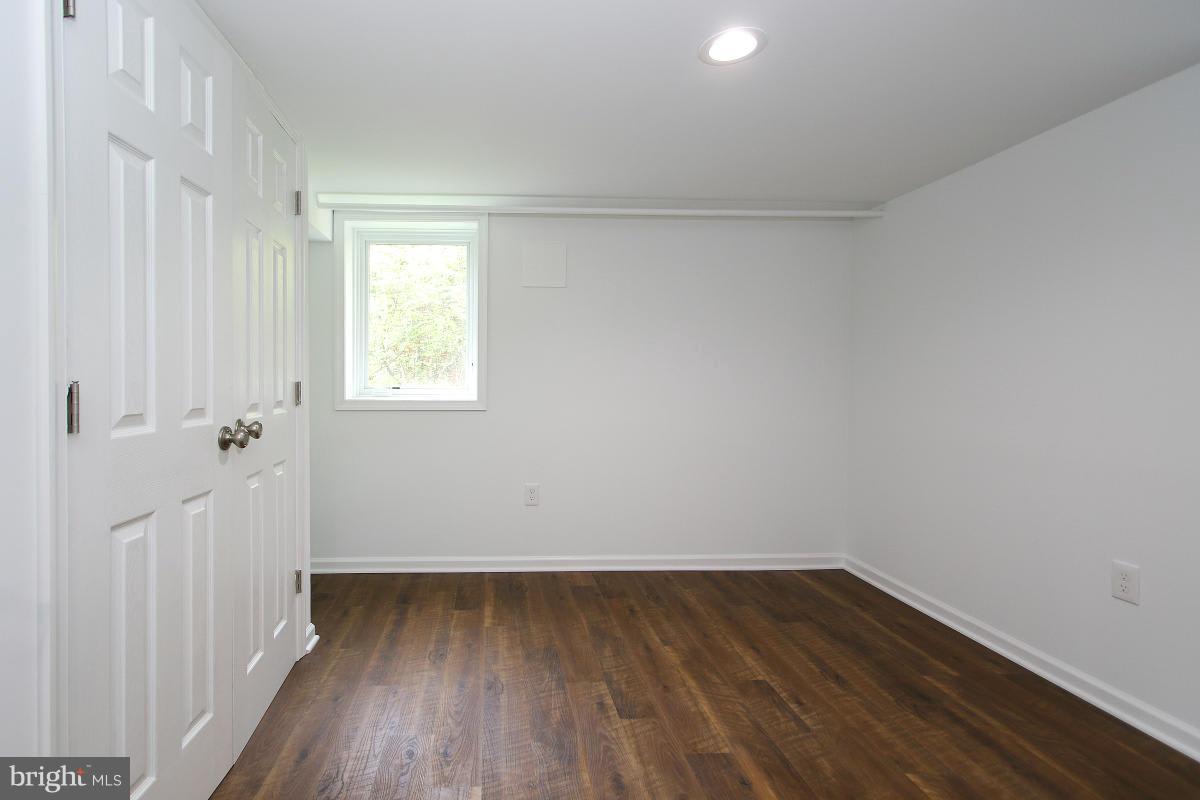 312 Yale Dr