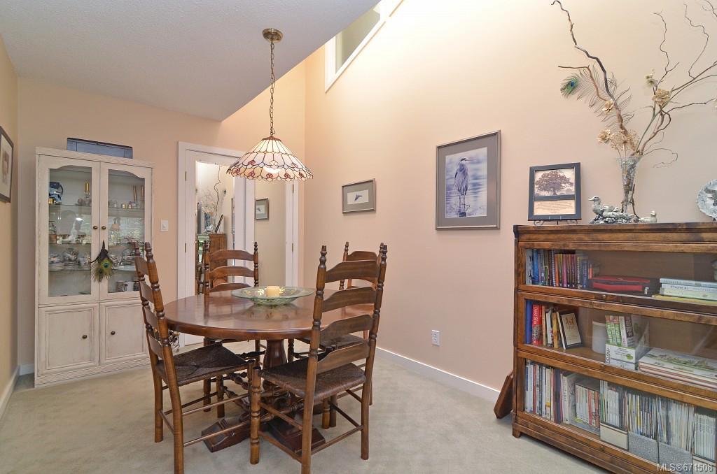 3985 Blenkinsop Rd