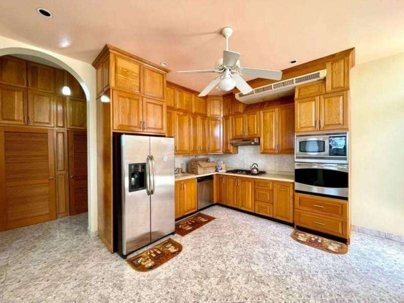 421 Hodges Creek 2 Bedroom Apartment