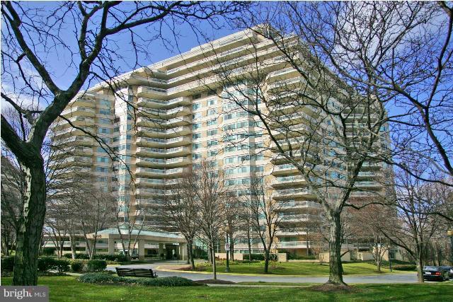 5600 Wisconsin Ave,  #1-1603