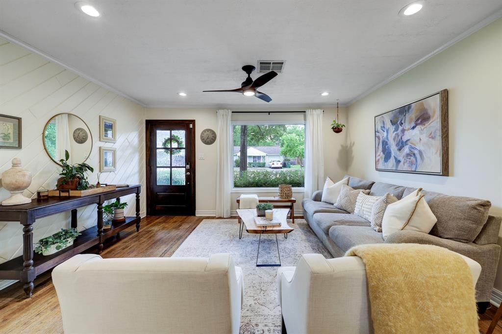 1706 Lamonte Ln