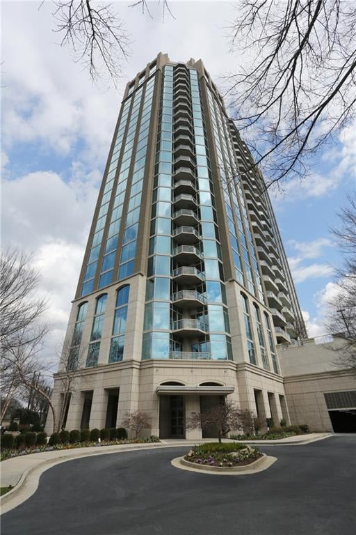 2795 Peachtree Rd NE #2107