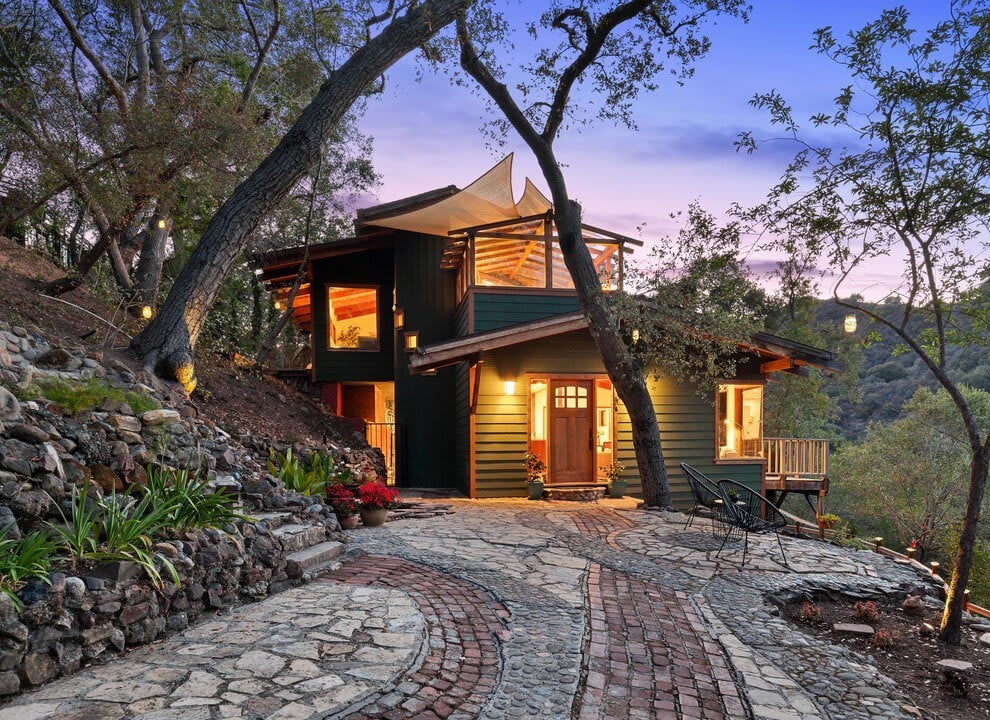 SECLUDED TOPANGA CANYON CRAFTSMAN