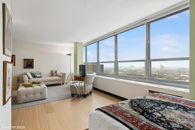 3550 N Lake Shore Drive 