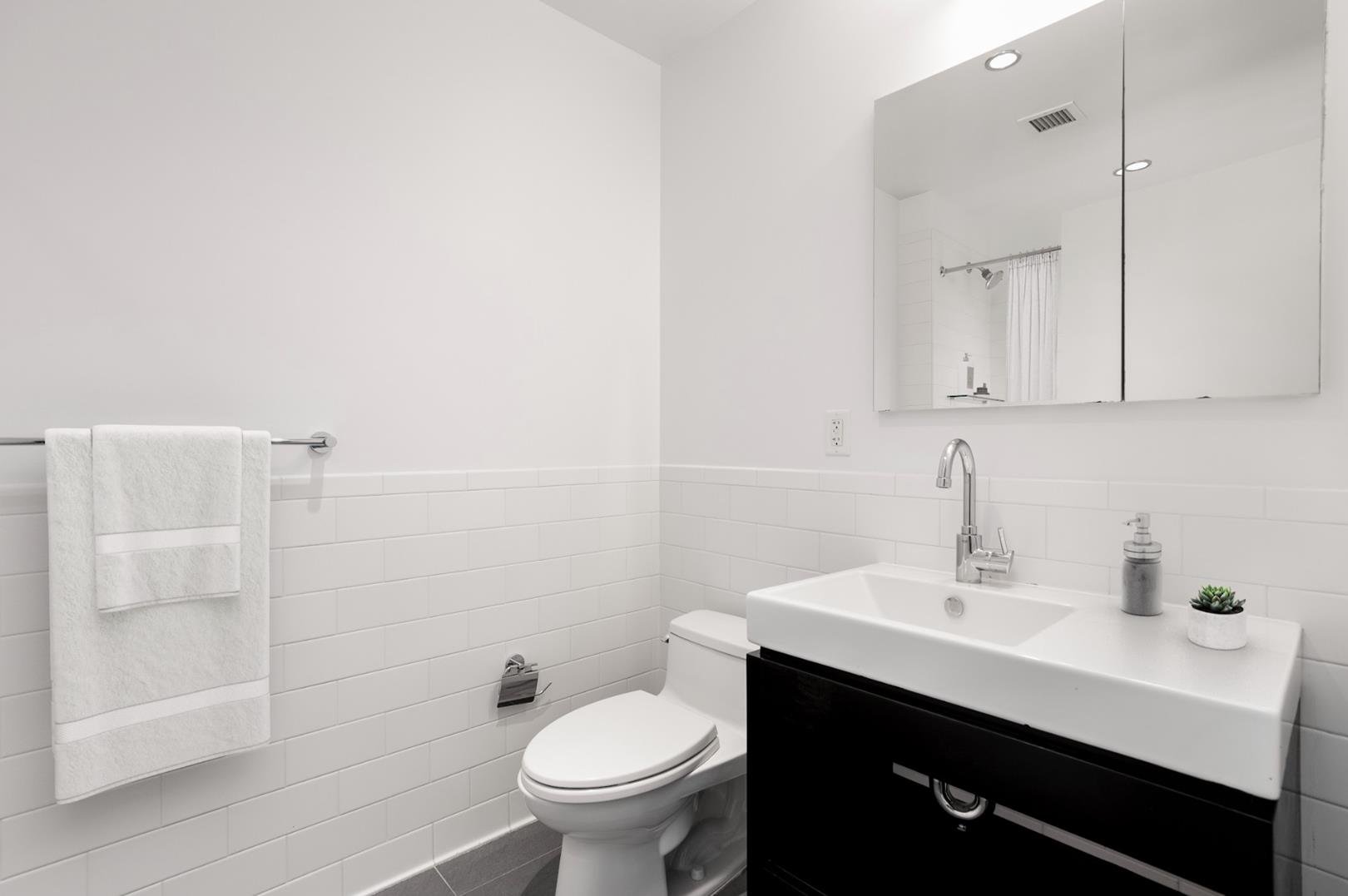 554 West 54th Street, Apt 25-W