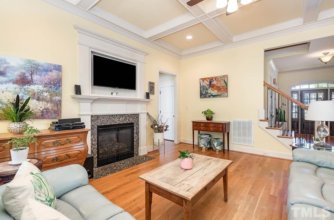 7324 Capulin Crest Drive