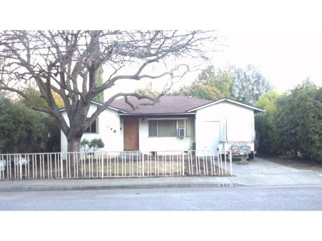 440 Esther Ave