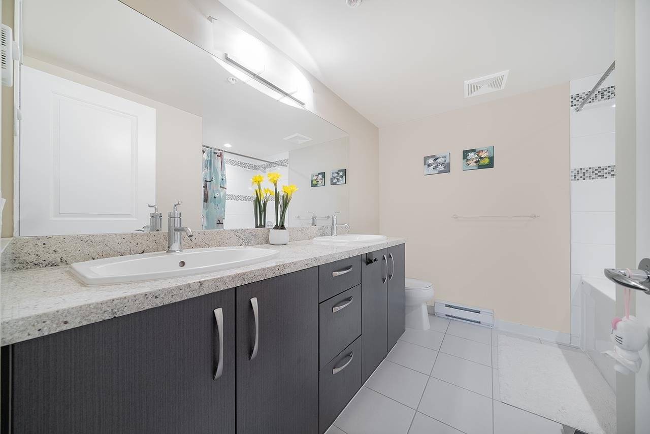206-9288 Odlin Rd