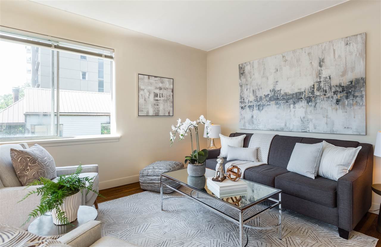 206-985 Jervis St
