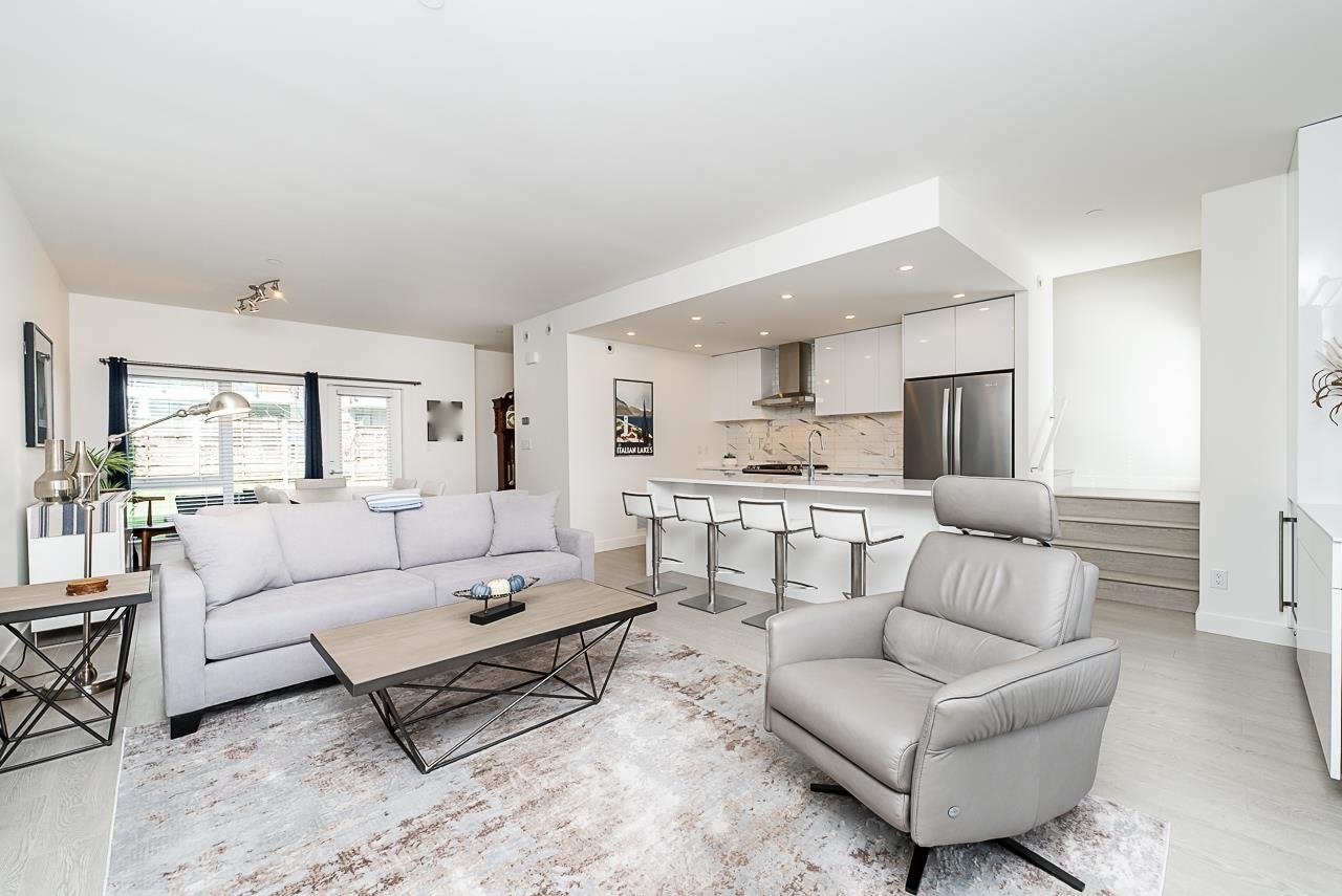 15-3596 Salal Drive, North Vancouver