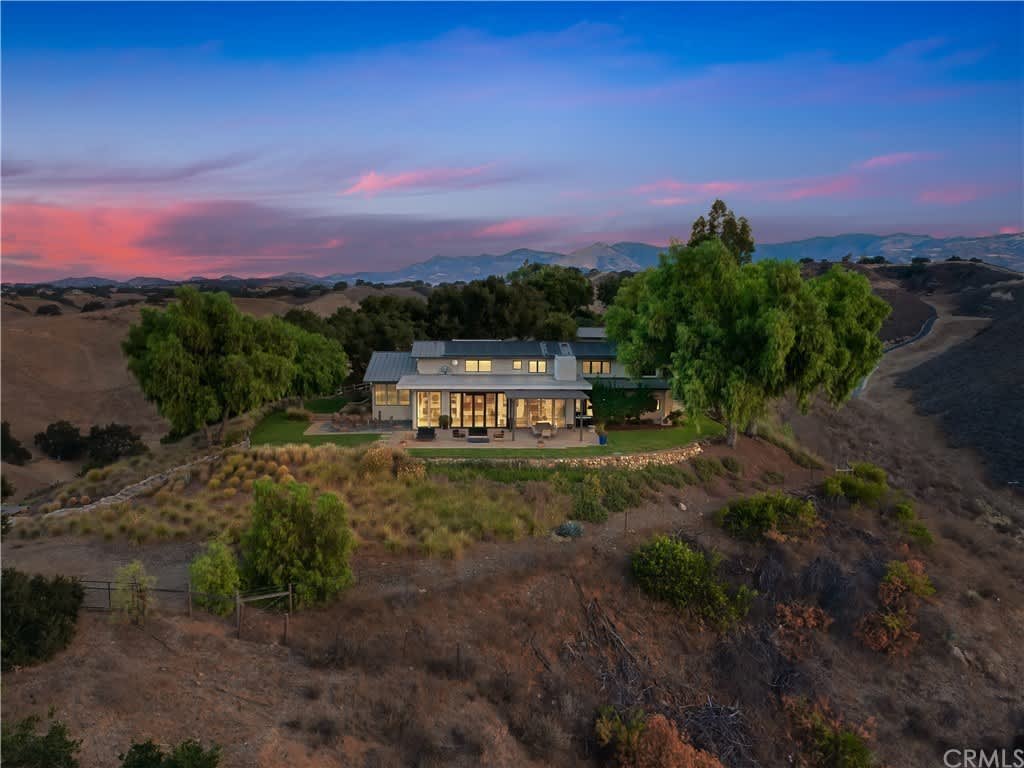 3249 Short Rd