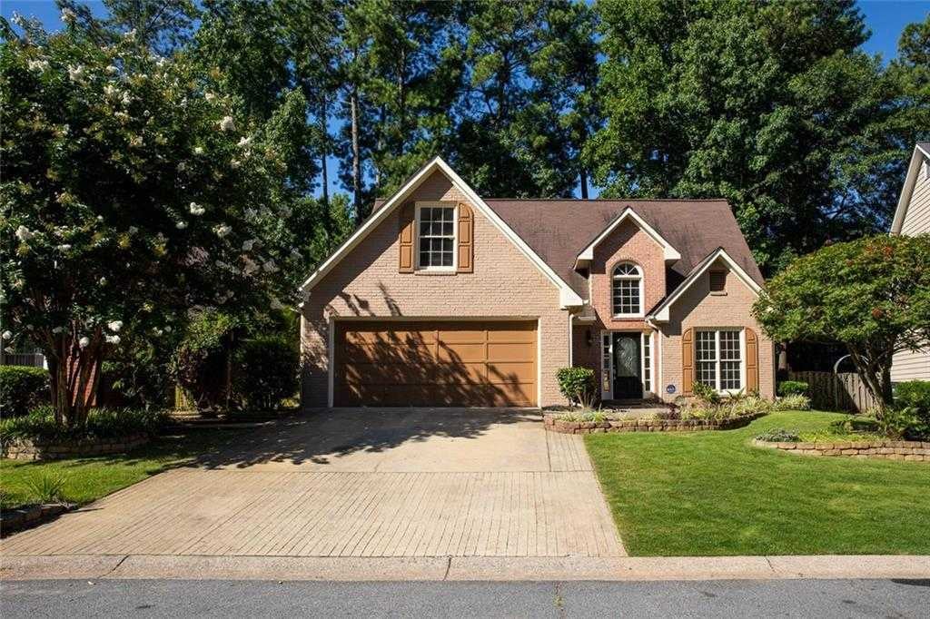 131 Whisperwood Lane NW