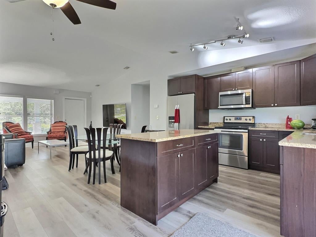 12895 Persimmon Boulevard, West Palm Beach, FL 33411